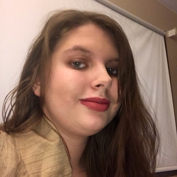 Meet your Posher, Tallie - Picture 1 of 1